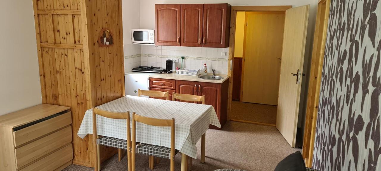 Apartmany Pony Ludvíkov Exterior foto
