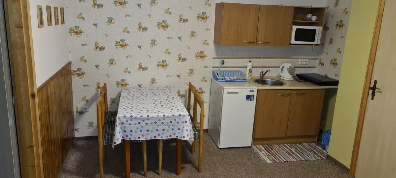 Apartmany Pony Ludvíkov Exterior foto